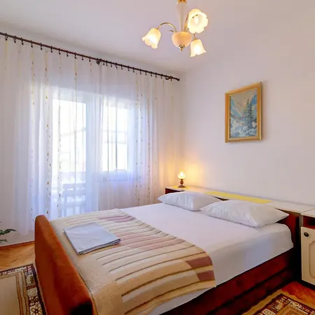 Apartman Erika Zengg Kültér fotó