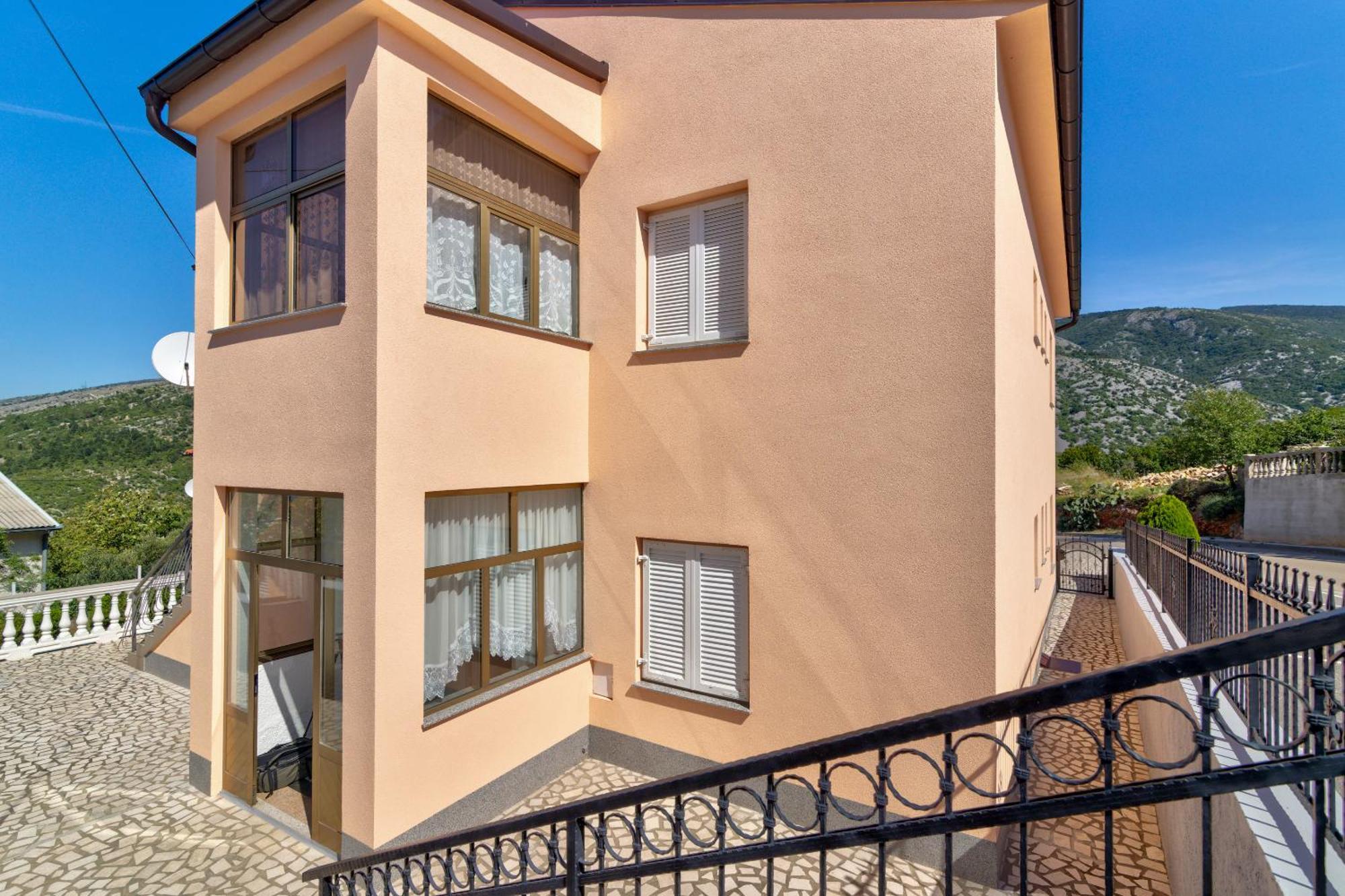 Erika Apartment